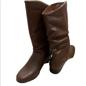 Saint John’s Bay Leather Boots - Brown